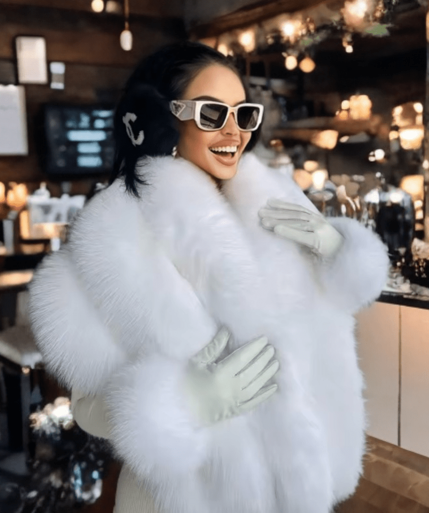Futro z lisa biała etola futrzana MISS NEW YORK - LEU