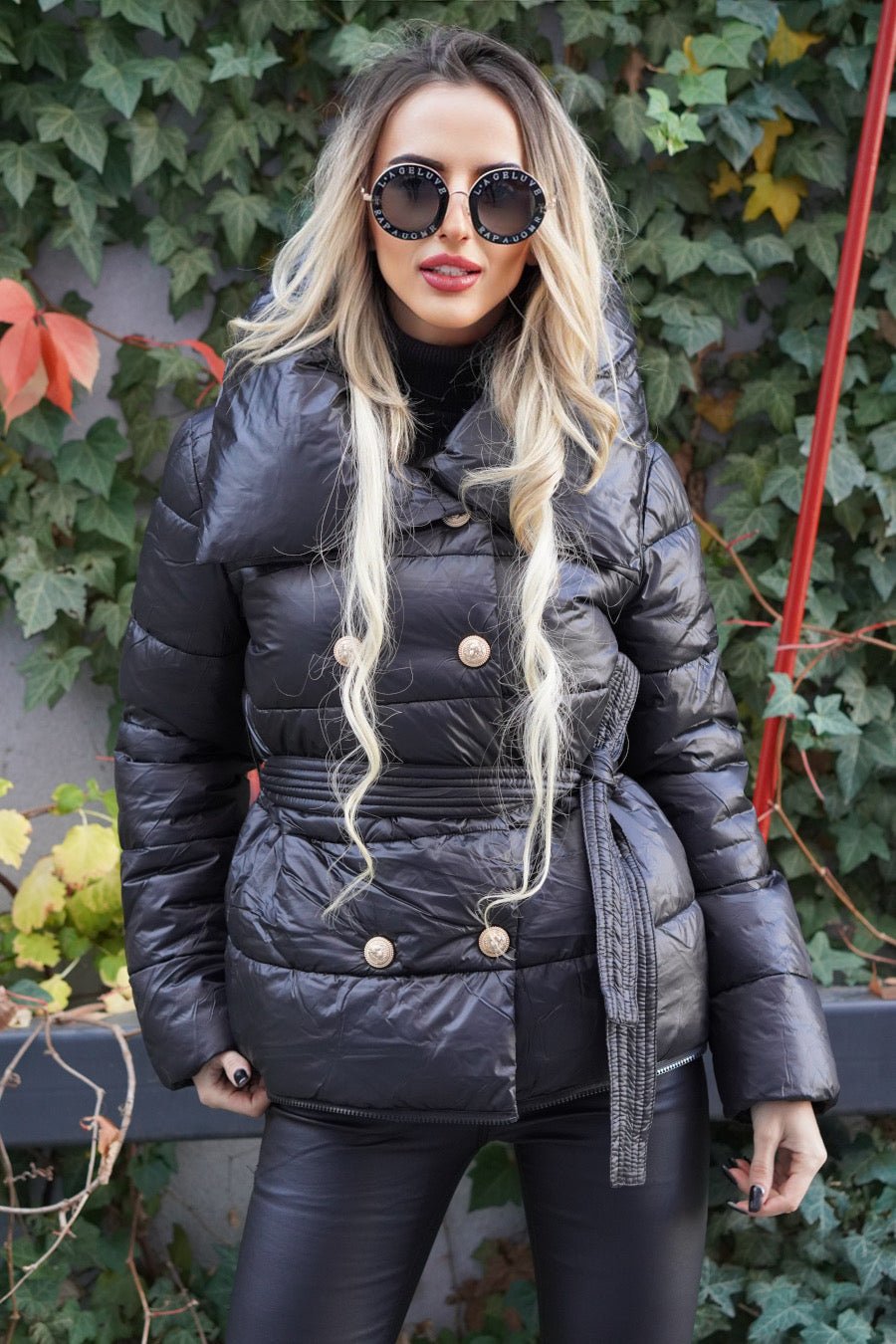 Kurtka jesienna damska dwurzędowa czarna roz.40. Kurtka jesienna, przejściowa jak i zimowa od LEU.
