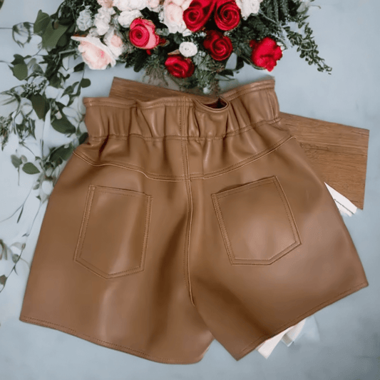 Genuine leather shorts spring 2026 from LEU - LEU